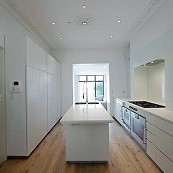 White lacquer kitchen with flush fitting cabinetry